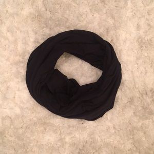 Lululemon vinyasa scarf